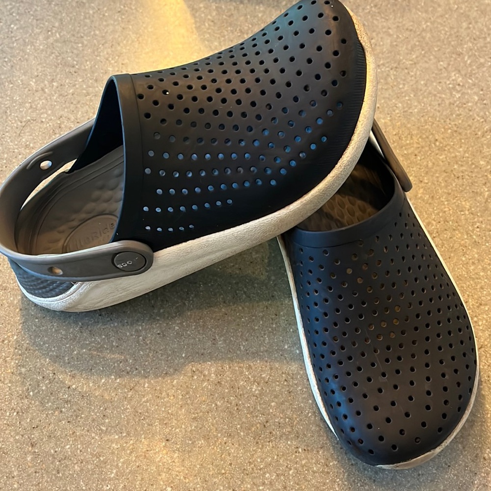 Crocs